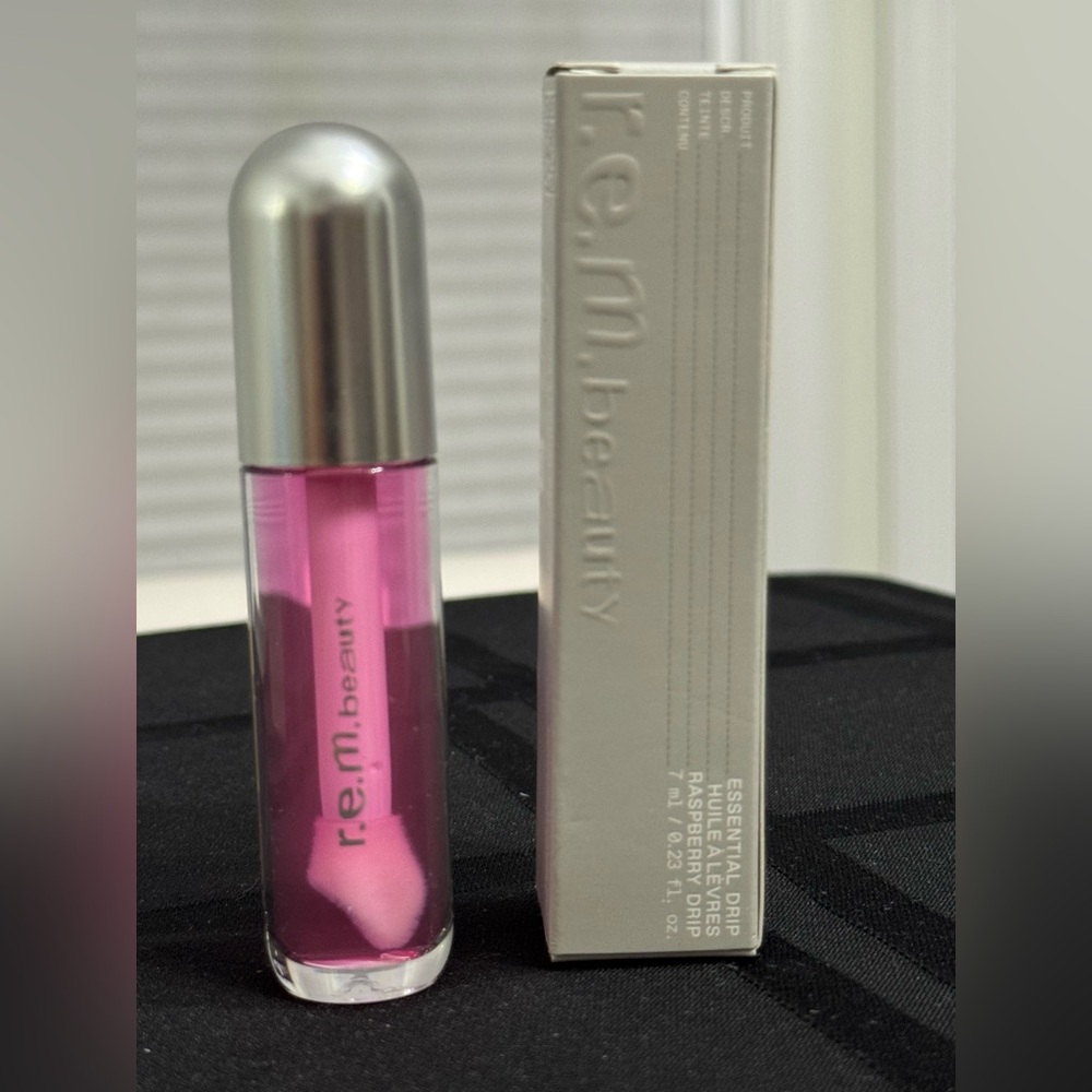 REM Beauty Essential Drip Lip Oil in Raspberry Drip